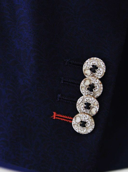 Sham Cuffs, 4 Kissing Buttons
